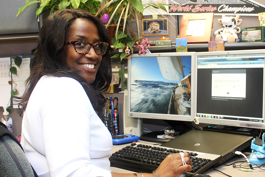 Great Lakes Area Network Operations Analyst Verneitha McGee-Bland recently completed her Postal Pulse survey.
