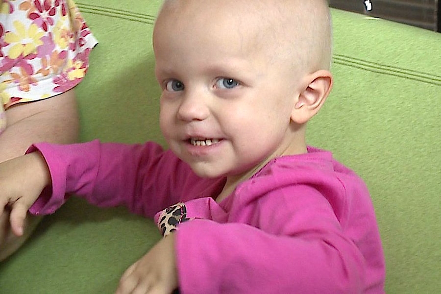 Kaydence Weaver’s family hopes well-wishers will send her postcards this holiday season. Image: WXIN-TV