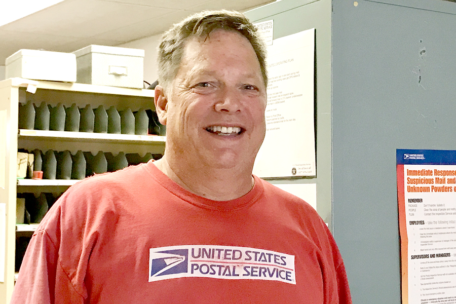 Walnut Grove, MN, Rural Carrier Associate David Hansen