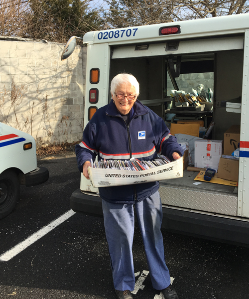 letter carrier holding tray