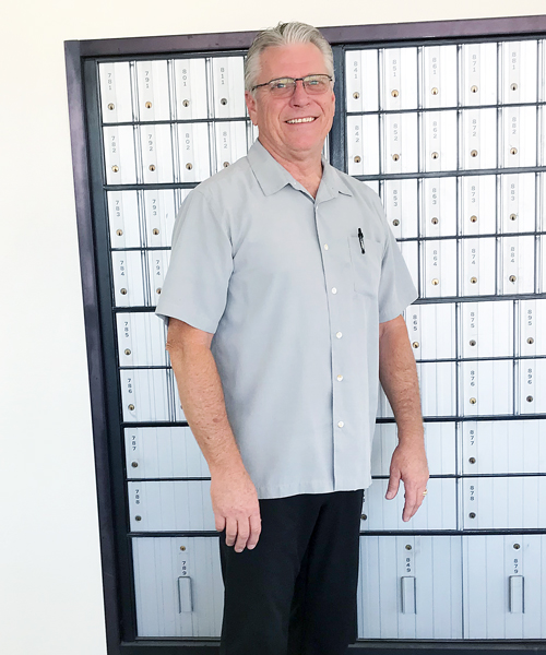 Apple Valley, CA, Postmaster Bobby Kimball